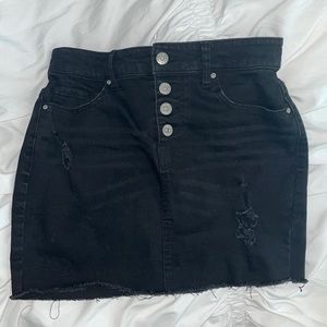 Black ripped mini jean skirt!!